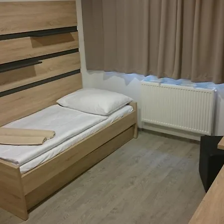 Motel Tam Autohof 3*